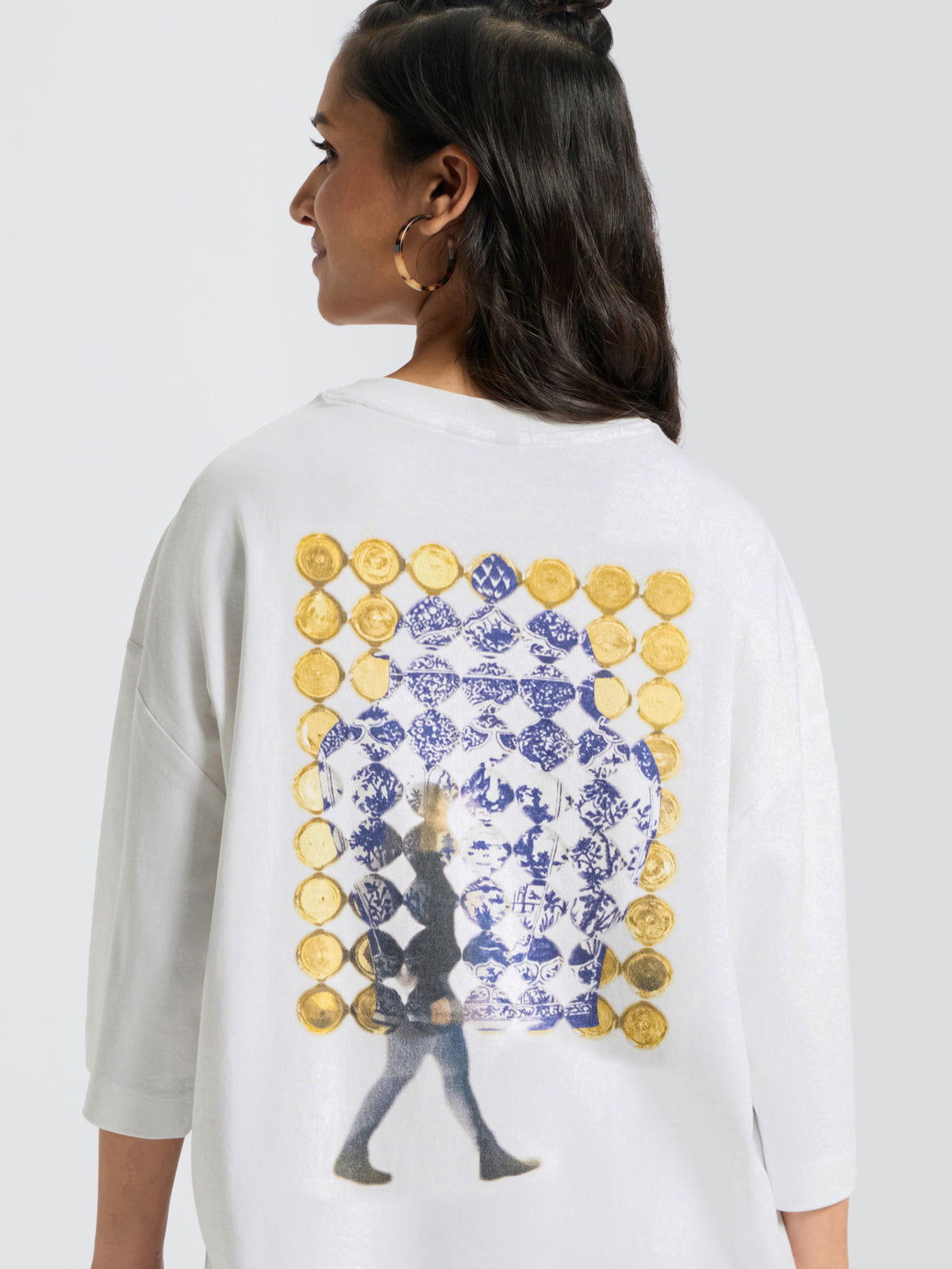 Vintage Walk Women's Tee